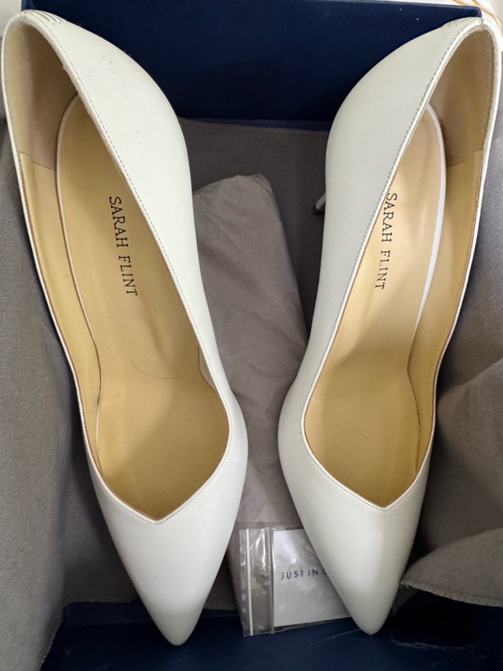 Sarah Flint white calf Pointed-Toe Leather Pumps 3.3 inches heel . Brand New